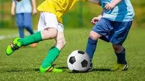 “2025日照城市篮球超级联赛首轮第3战：山海天队主场以89比68击败岚山区队”