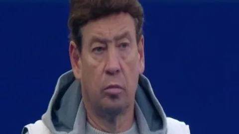 維特塞爾退役離開比利時國家隊